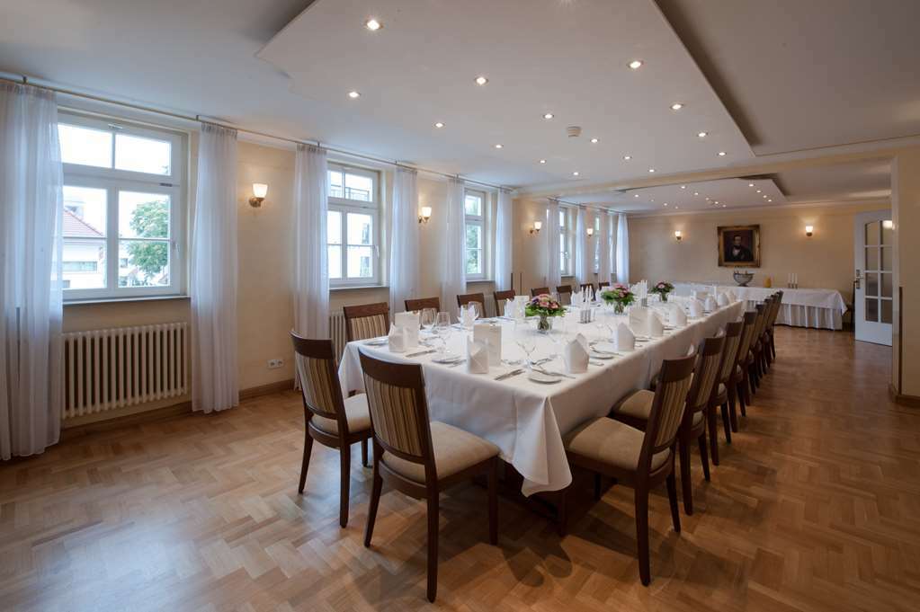 Landschloss Korntal Restaurant foto